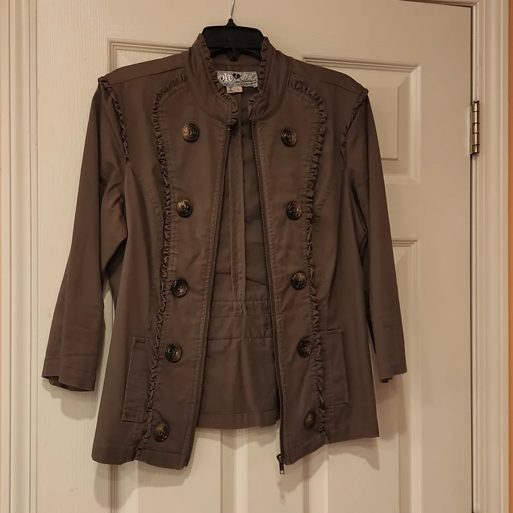 Jacket - Picture 2 of 3